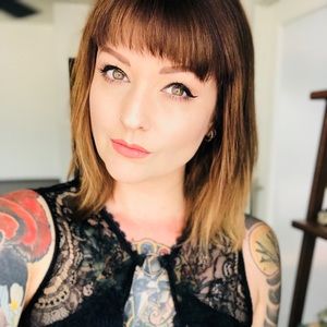 Meet your Posher, Chanelle